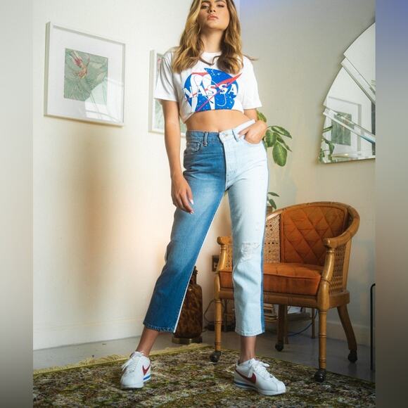 Revice Denim Dream Fit/ Blue Division Two Toned Distressed Jeans Size 27 - Picture 1 of 11